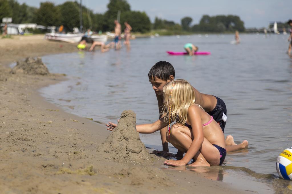 Oostappen Vakantiepark Riviera Beach Biddinghuizen Esterno foto