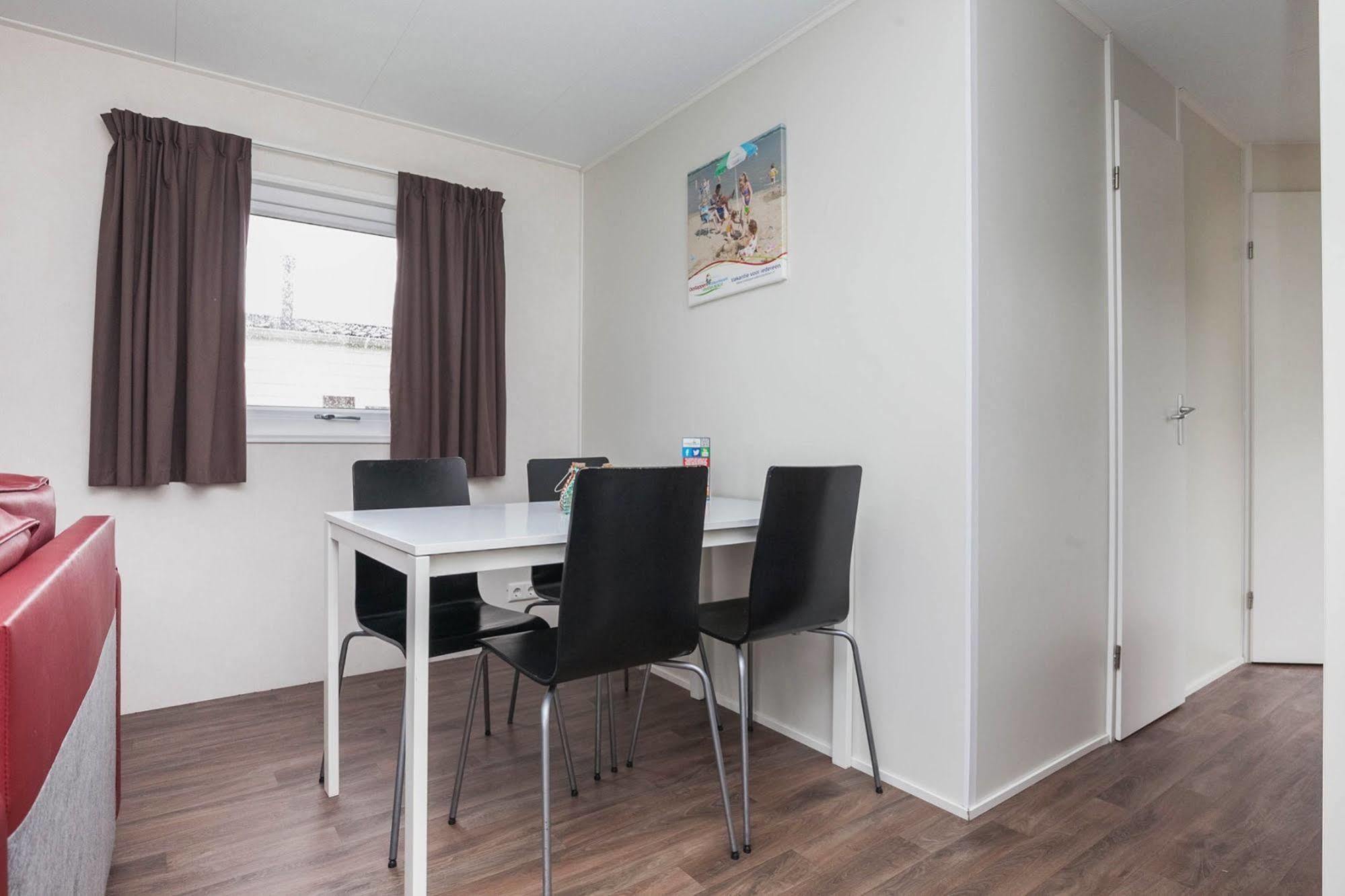Oostappen Vakantiepark Riviera Beach Biddinghuizen Esterno foto